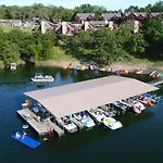 Luxury Lakefront Villa 2Mi To Silver Dollar City Pool Theatre Room Kayaks