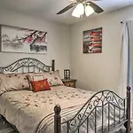 Centrally Located Brandon Condo With Pool Access