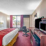 Ramada By Wyndham Branson