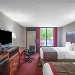 Ramada By Wyndham Branson