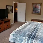 Indian Point 3 King Bedrooms Condo