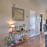 Modern Retreat With Deck And Mtn Views Near Sdc!