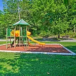 Branson Family Resort Condo With Indoor Pool And Patio
