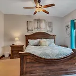 Rockwood Lake Lodge Home