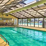 Spacious Branson Condo 3 Mi To Table Rock Lake!