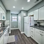 Pet-Friendly Branson Getaway With Private Patio!