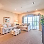 Branson Condo With Balcony, 3 Miles To Downtown