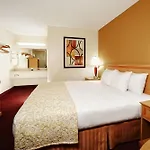 Whispering Hills Inn