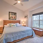 Serene Branson Penthouse With Resort Access And Views!