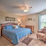 Branson Resort Condo With Scenic Patio And Pool Access