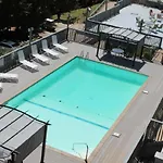 Treehouse Condos - Branson
