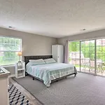 Pet-Friendly Branson Studio Less Than 3 Mi To Lake!