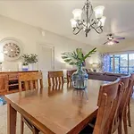 Pools Sleeps 10 Close To 76 Silver Dollar City 0502