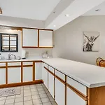 Suite Spot At The Foothills Condo