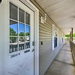 Cozy And Convenient Branson Condo With Balcony!