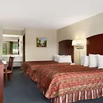 Days Inn By Wyndham Branson/Near The Strip
