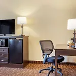 Comfort Inn At Thousand Hills