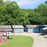 Blue Haven Resort Lakefront 1 Bed