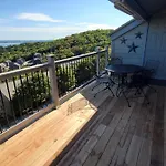 Treehouse Condos - Branson