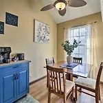 Charming Branson Condo With Balcony And Grill!