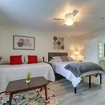 Branson Condo On Fairway Steps From Resort Pools!
