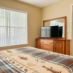 Lake Front 2Br Walk-In With Large Deck - Free Tickets Included - 79-1