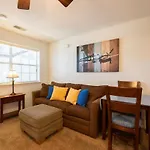 1Br Walk-In Condo With 2 Person Jacuzzi Tub - Near The Strip - Free Tickets Included - Ch5-3