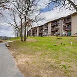 Resort Condo - 4 Miles From Branson Landing!