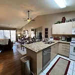 1Br Walk-In Condo Near Pointe Royale - Free Tickets Included - Gs32-24