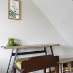 Green Meadow Getaway 2 Bedroom Condo Near The 76 Strip - Free Tickets Included