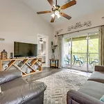 Branson Resort Condo Rental With Community Pool!