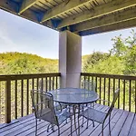 Branson Escape With Pool Access, Grill And Balcony!