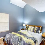 Memories In Branson, Apt 8