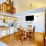 Memories In Branson, Apt 8