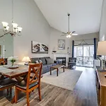 Lakefront Branson Penthouse With Resort Amenities!