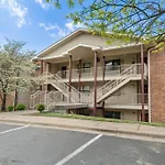 Free Daily Attractions Including Silver Dollar City! Spacious, Centrally Located, 2 Pools