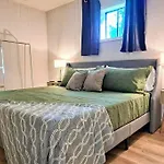 Villas Of Tribesman Resort # 6 Luxury Villa On Table Rock Lake Branson