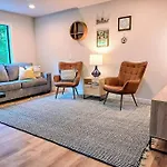 Tribesman Luxury Villa #9 On Table Rock Lake Near Silver Dollar City, Branson