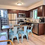 Indian Point Villa#1 At Tribesman Resort On Table Rock Lake Near Silver Dollar City, Branson
