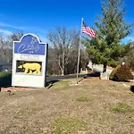 Celebrity Inn