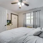 Vibrant Holiday Hills Resort Condo With Balcony
