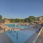 Branson Condo With Screened Patio, Pool Access