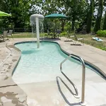 3Bd Walk-In Near Silver Dollar City - Game Room - Pool - Free Tickets Included - Rr-93B
