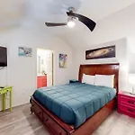 Retro Color Retreat