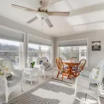 Branson Condo With Resort Amenities And Marina Views!
