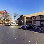 Branson Condo On Table Rock With Lake Views And Pool And Wifi Close To Silver Dollar City