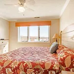 Branson Condo On Table Rock With Lake Views And Pool And Wifi Close To Silver Dollar City