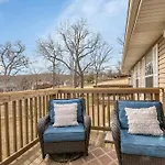 Fall Creek Condo Near The Strip!