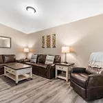Third Street Retreat