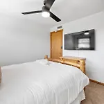 216 Ridge Lane